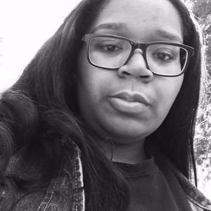 Meet your Posher, Janisa